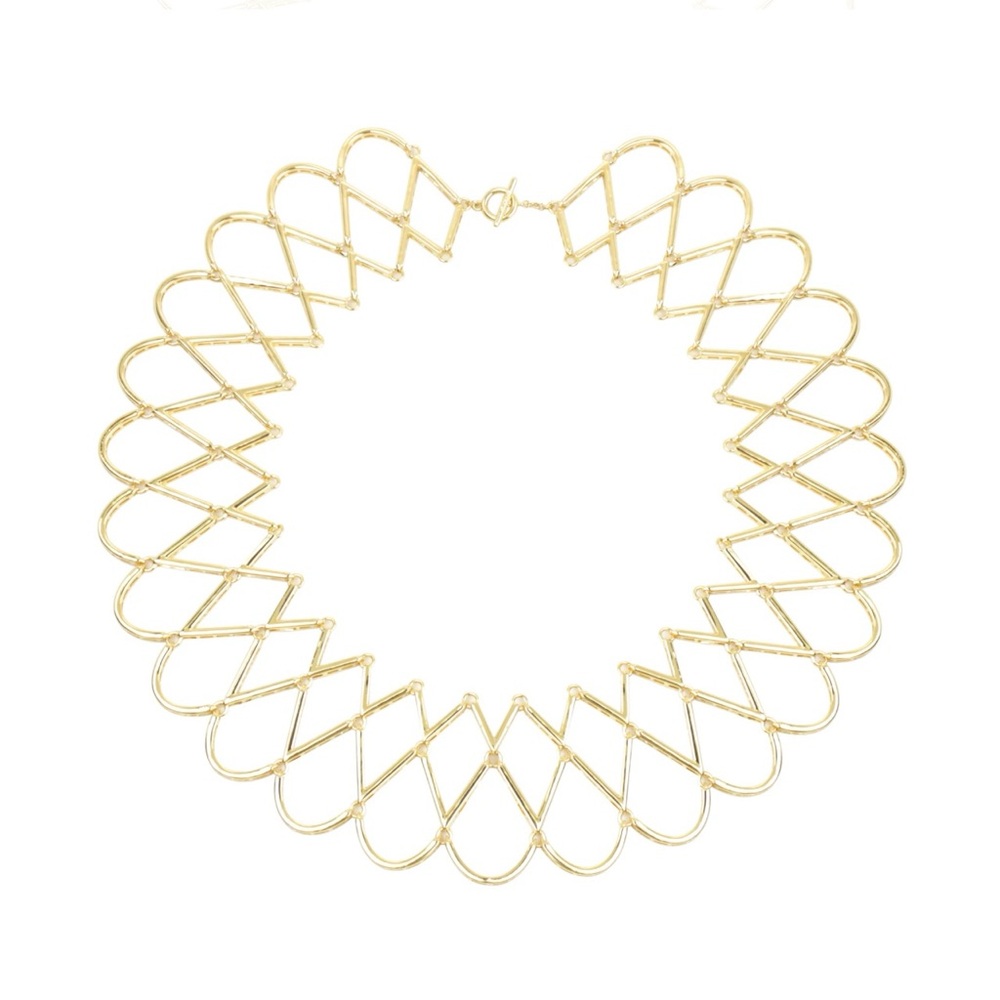 NWT NOIR STUYVESANT NECKLACE
18K Gold Plating